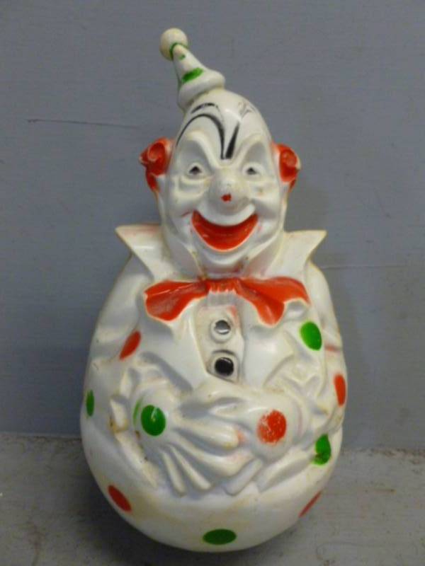 lot 242 image: Vintage Toy