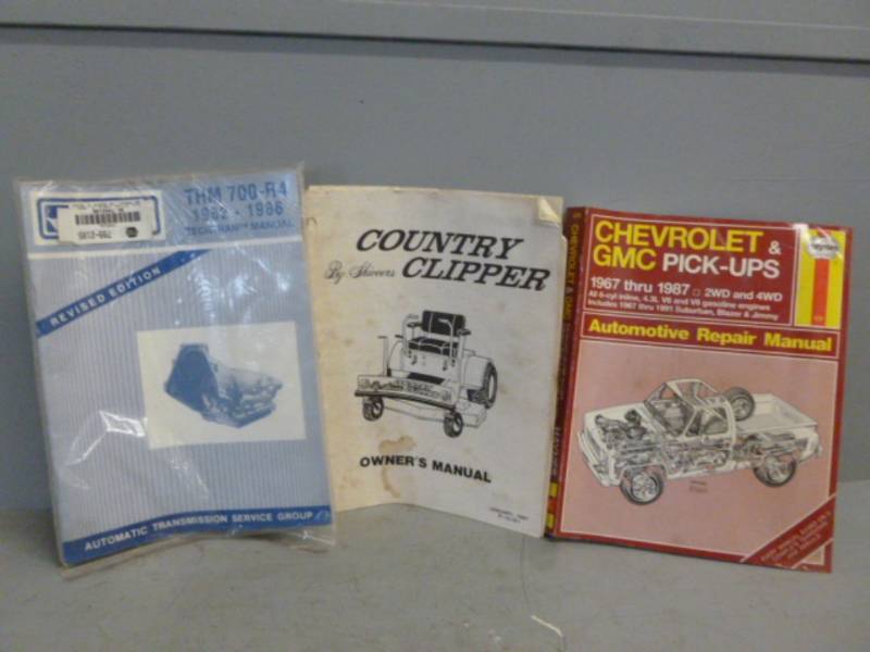lot 243 image: Manuals