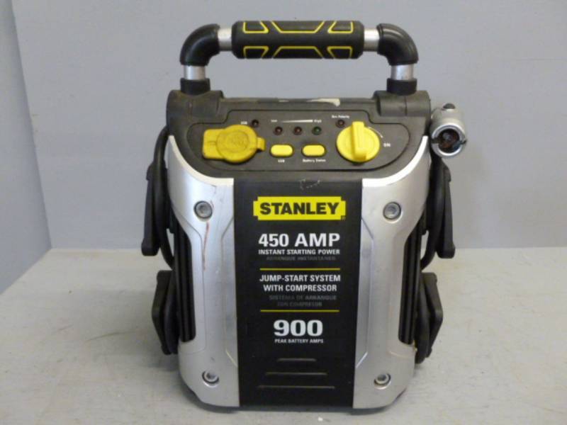lot 249 image: Battery Jumper