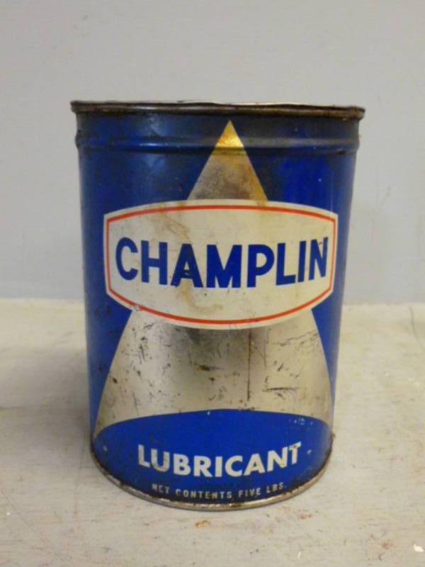 lot 269 image: Vintage Oil Can