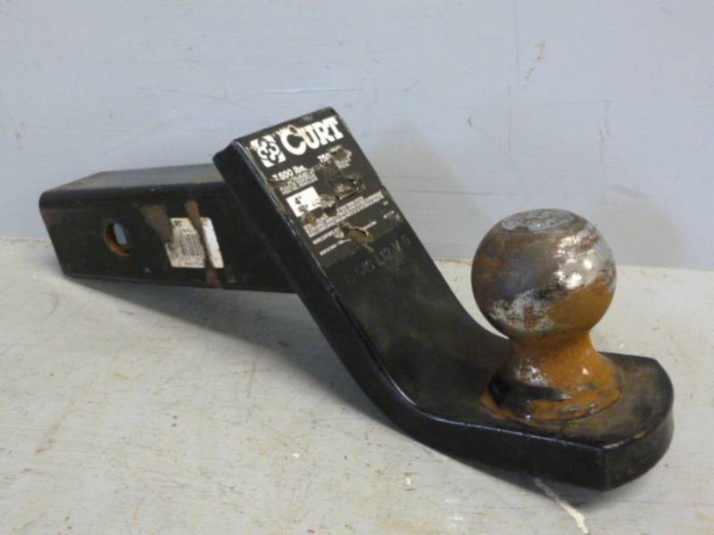 lot 282 image: Receiver Hitch