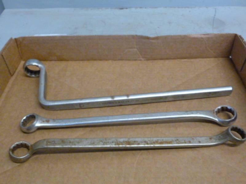 lot 294 image: Wrenches