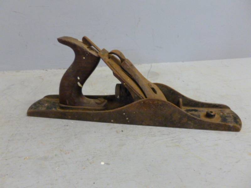 lot 305 image: Vintage Jack Plane