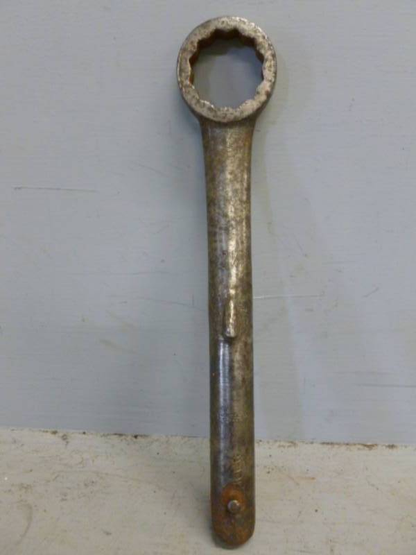 lot 312 image: Vintage Tool