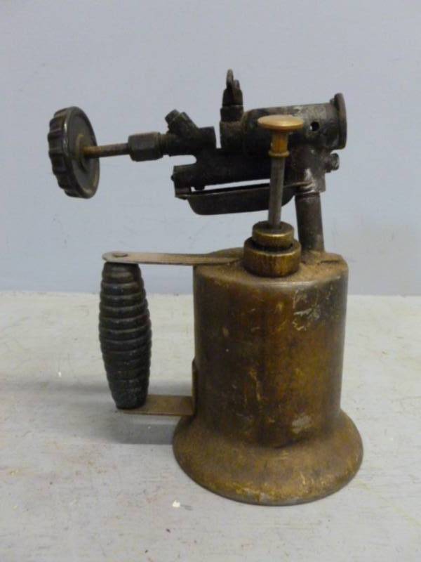 lot 315 image: Vintage Brass Torch
