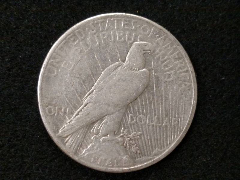 lot 36 image: 1922 S Peace Silver Dollar...