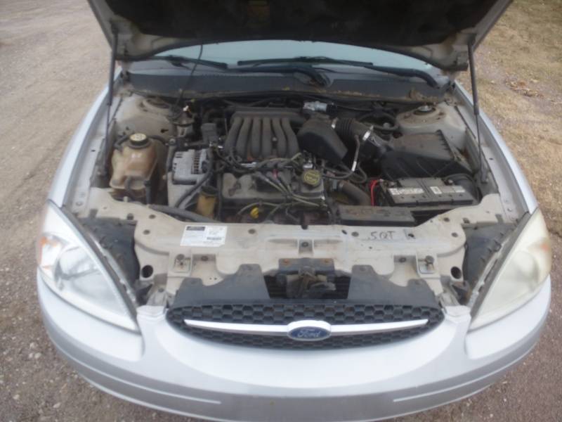 2002 Ford Taurus