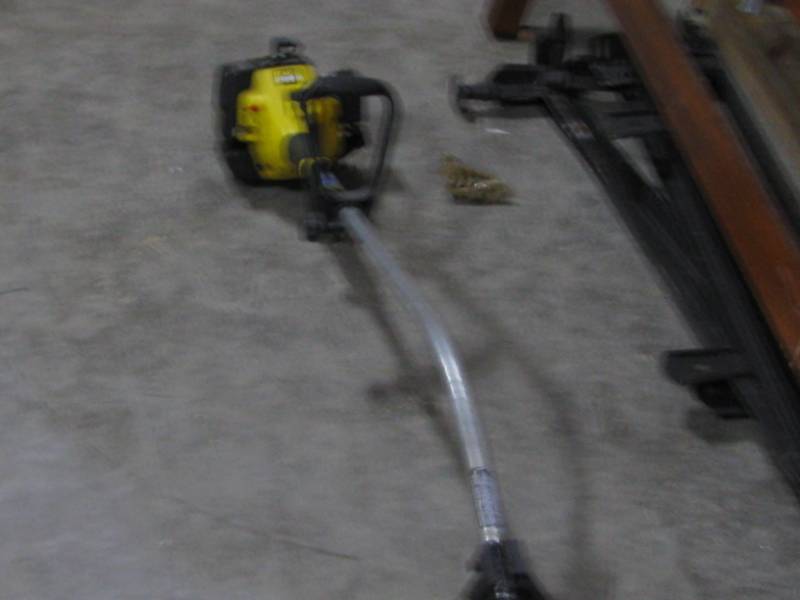 Mac 2816 Gas Weed Trimmer