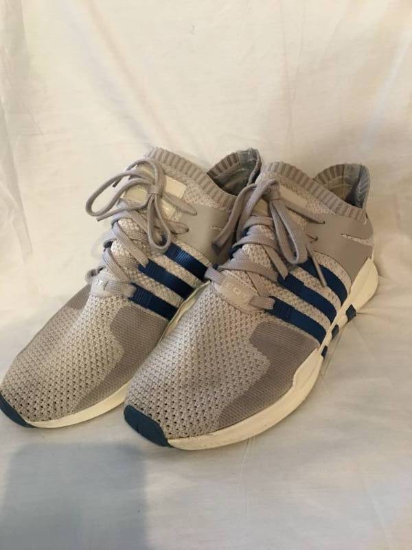 Adidas Mens 12 GreyBlue Stripes