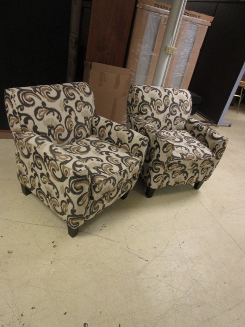 PAIR OF ACCENT CHAIRS
