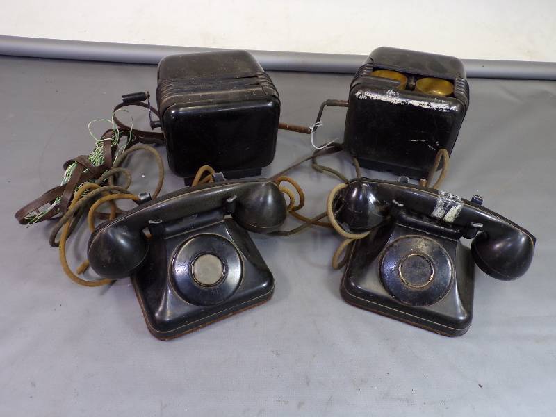 lot 20 image: Rare Secretary Telephone System