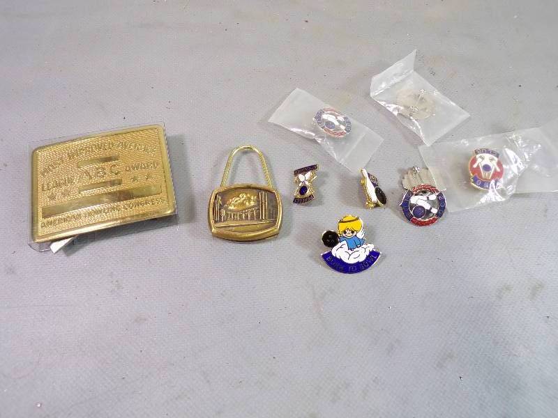 lot 84 image: ABC Bowling Pins, Buckle, Key Chain