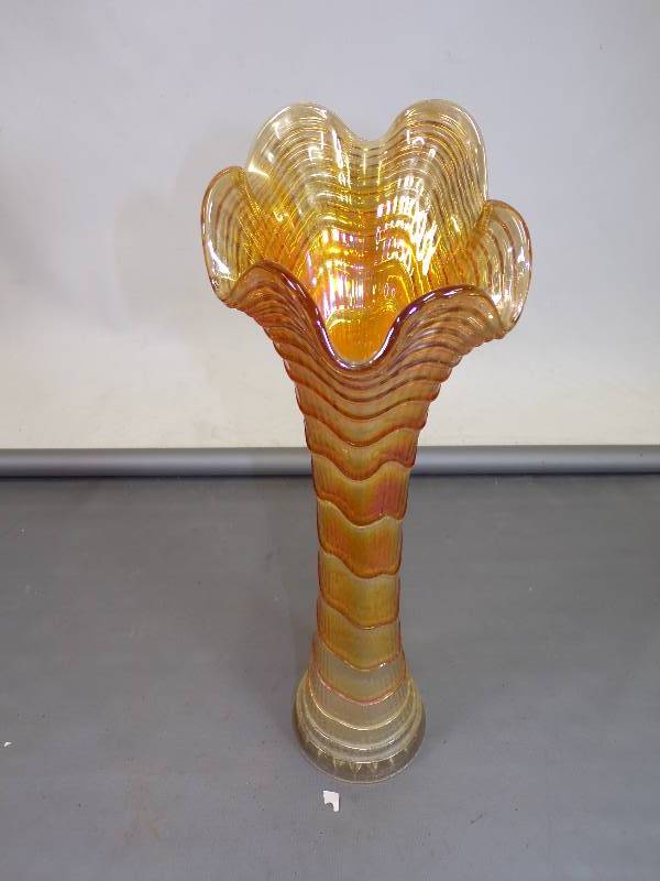 lot 86 image: Carnival Marigold Tall Glass Vase