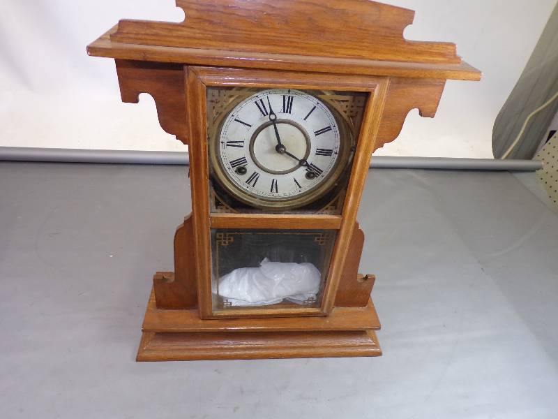 lot 94 image: Vintage Ingrahm Wall Clock