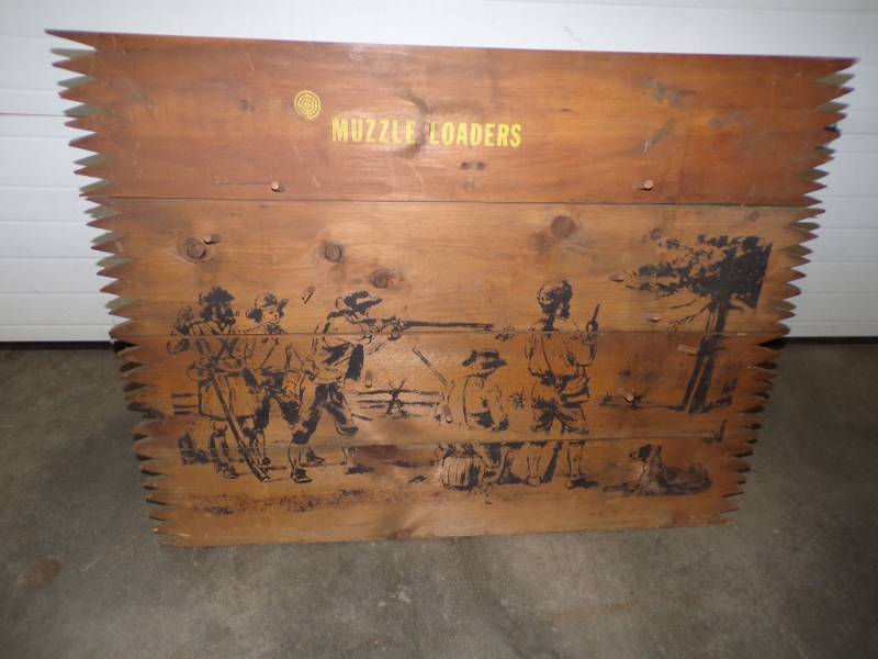 lot 109 image: Ultra Hi Muzzle Loaders Stand up Gun Rack  Sign