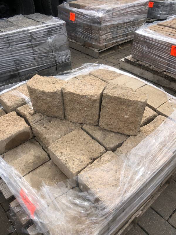 72 pcs of Highland edger in tan...