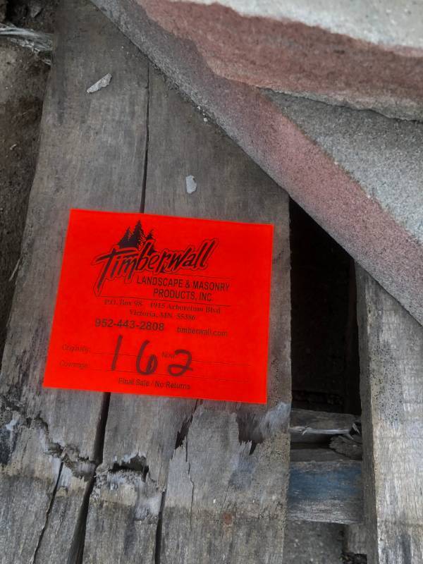 Pallet of misc Limestone treadscap...