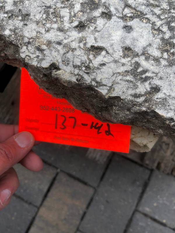 30x30 Winona travertine pillar cap ...