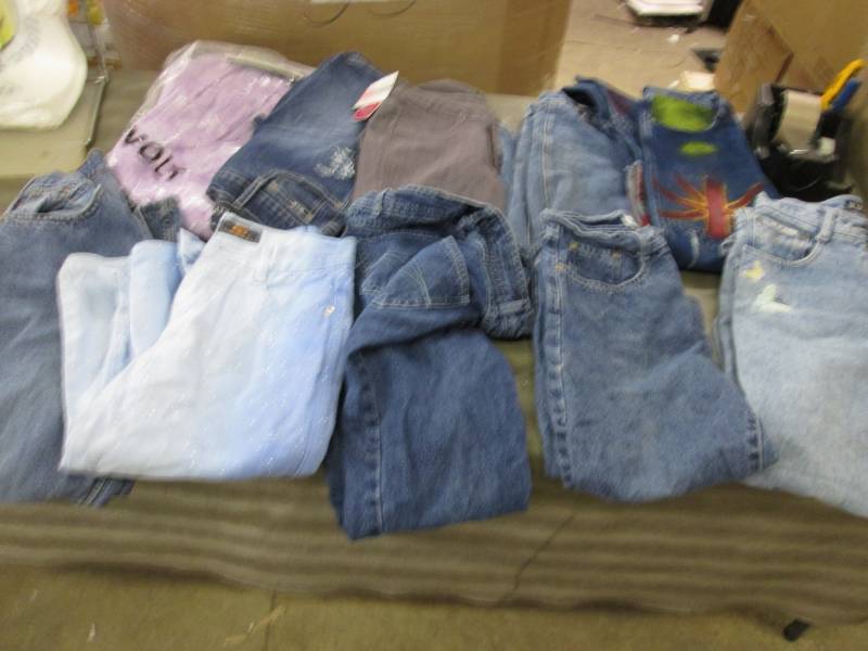 10 Pair Girls 10 Pants most NWT...