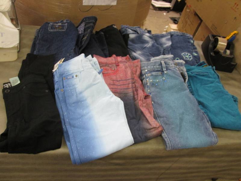 10 Pairs Girls Size 8 Jeans & Pants...