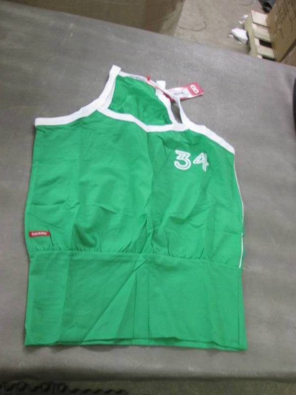 Lot of 15 NWT QGene Size L Green Ta...