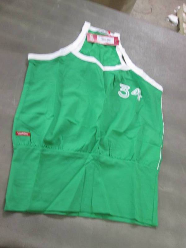 Lot of 15 NWT QGene Size M Green Ta...