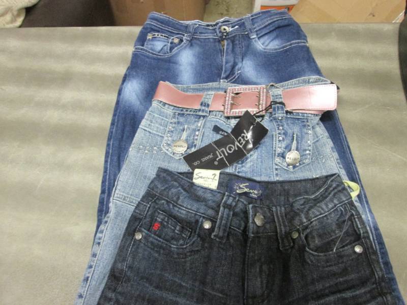 3 Pair Girls Size 7 Jeans...