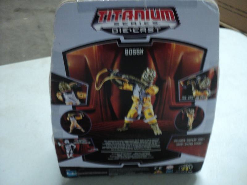 lot 8 image: Star Wars Die-Cast Titanium Series-...