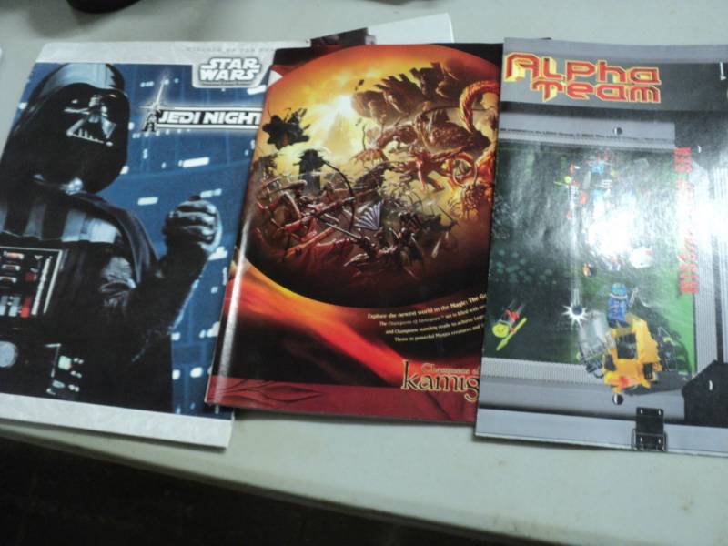 lot 30 image: Star Wars 1983 Poster and 4 more po...