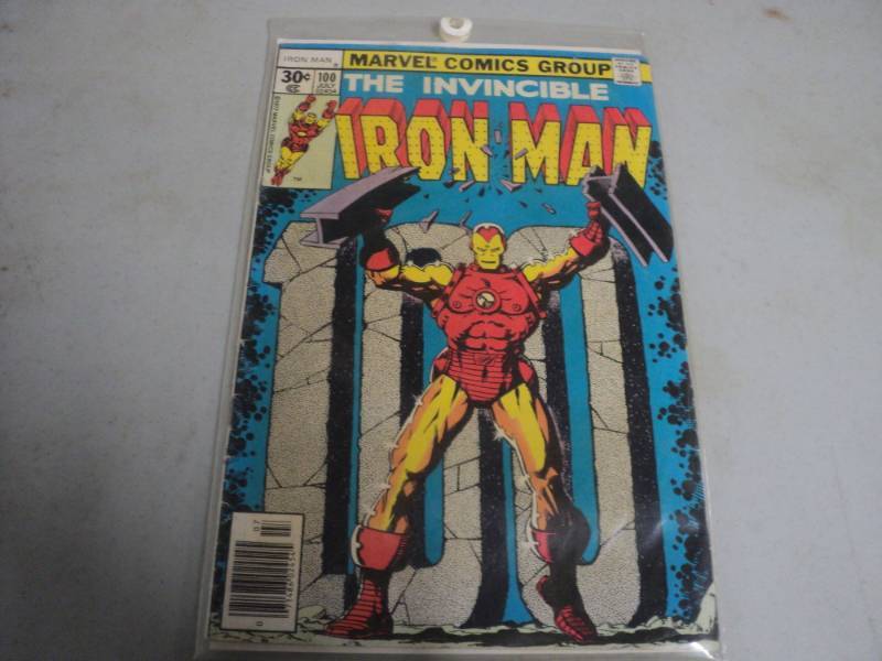 lot 41 image: Marvel Iron Man 30 cent Comic in Sl...