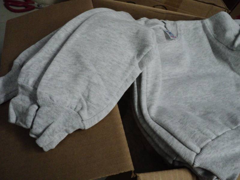 lot 149 image: 36- size 2T Grey Long Sleeved Sweat...