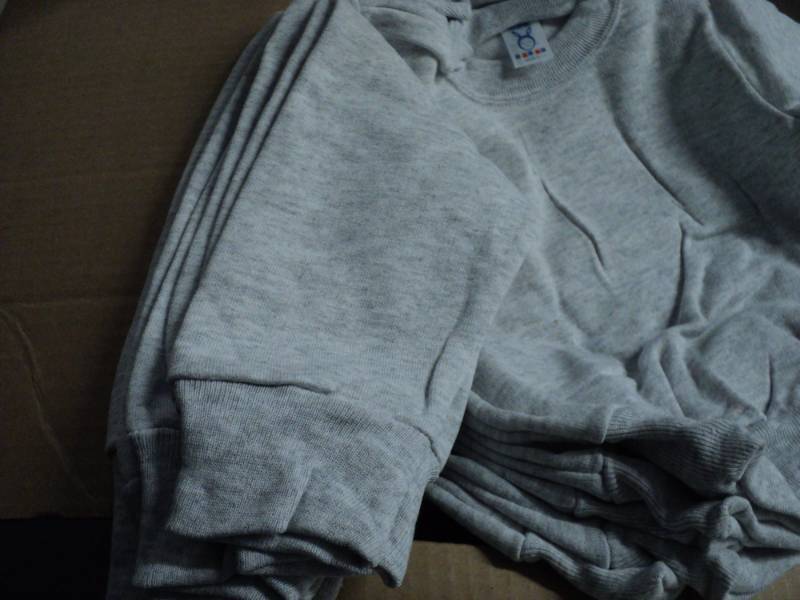 lot 150 image: 36- size 3T Grey Long Sleeved Sweat...