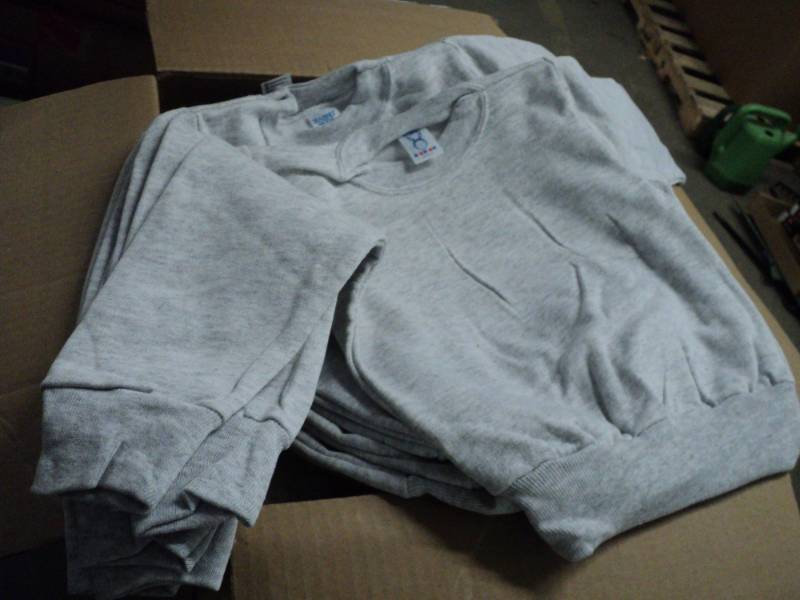 lot 152 image: 36- size 3T Grey Long Sleeved Sweat...