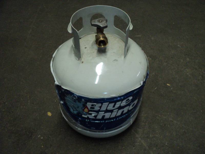 lot 200 image: Blue Rhino 15 lb Propane Tank...
