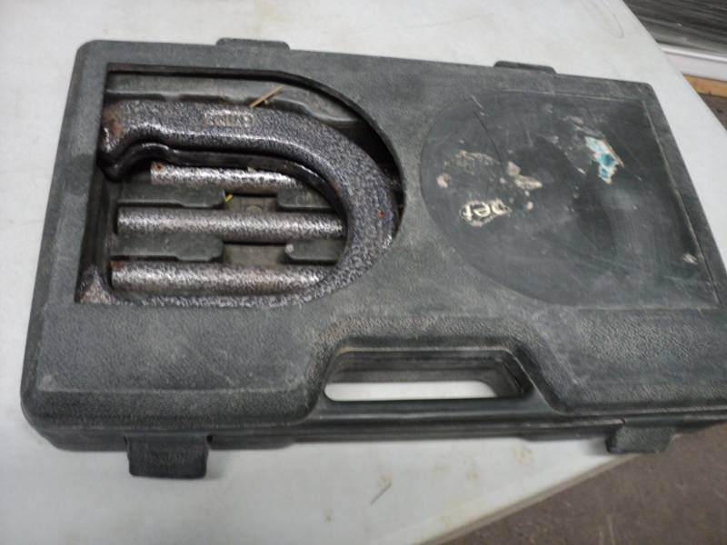 lot 226 image: Horse Shoe Game in a case...