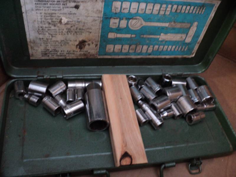lot 229 image: Metric Sockets...