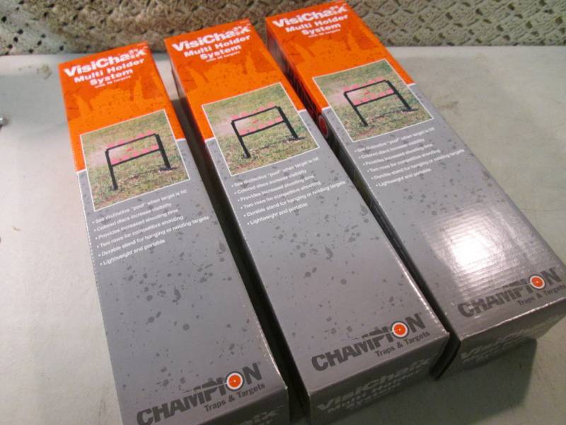 lot 26 image: 3 Champion Traps and Targets VisiCh...