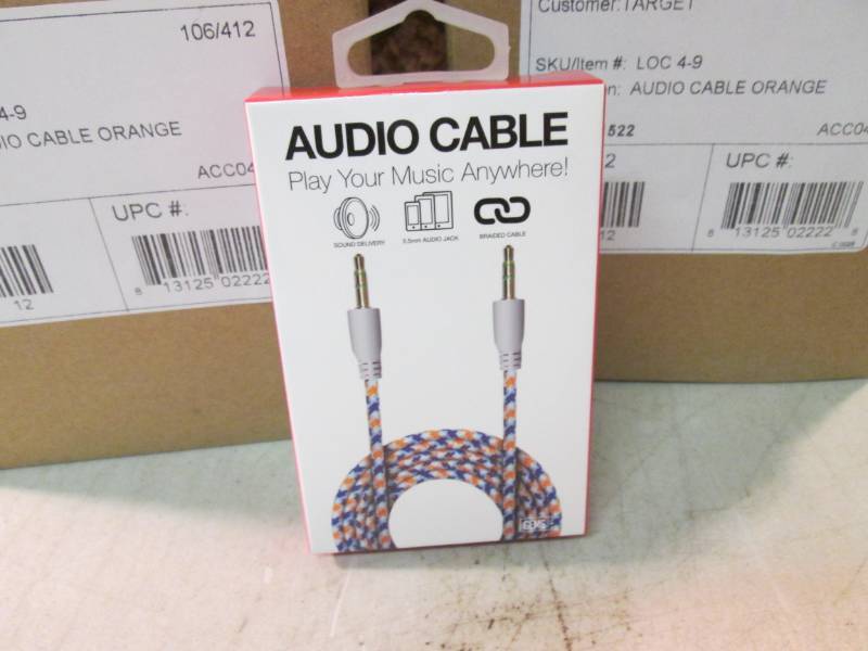 lot 30 image: Lot of 48 36 Braided Audio Cables ...
