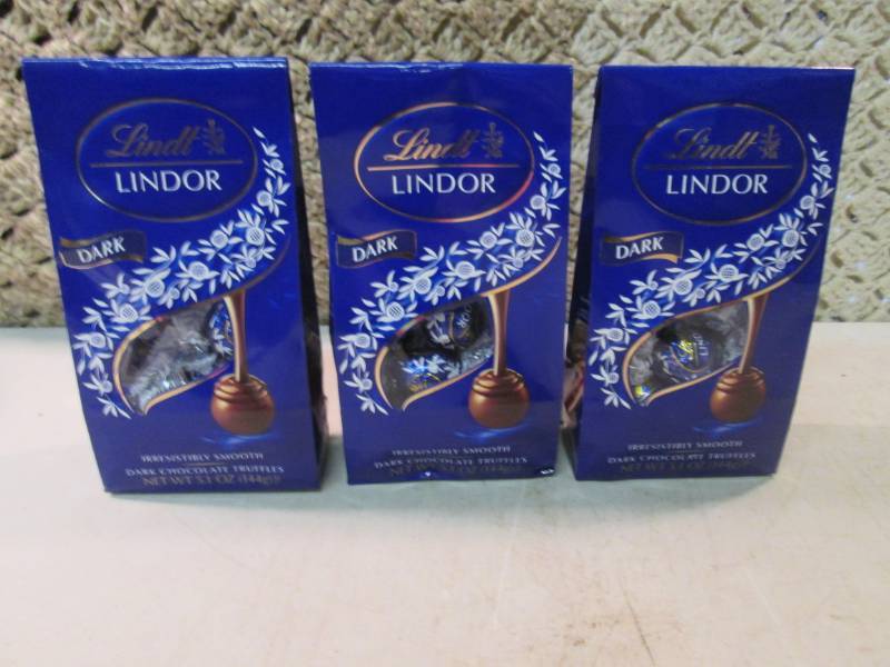 lot 85 image: 3 Bags of Lindt Lindor Dark Chocola...