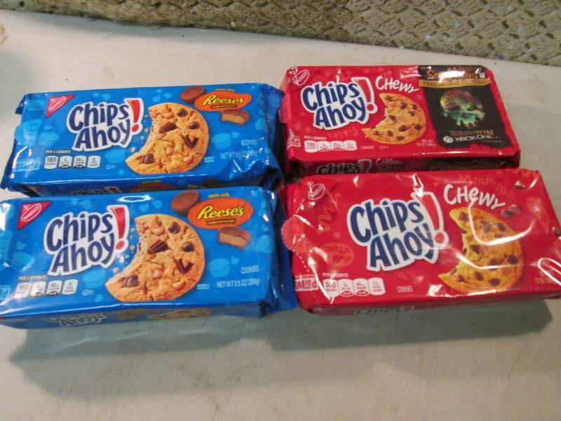 lot 103 image: 4 Packs of Chips Ahoy Cookies Best ...