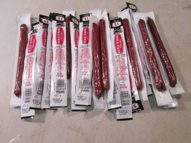 lot 110 image: 20 Jack Links Classics Original Sna...
