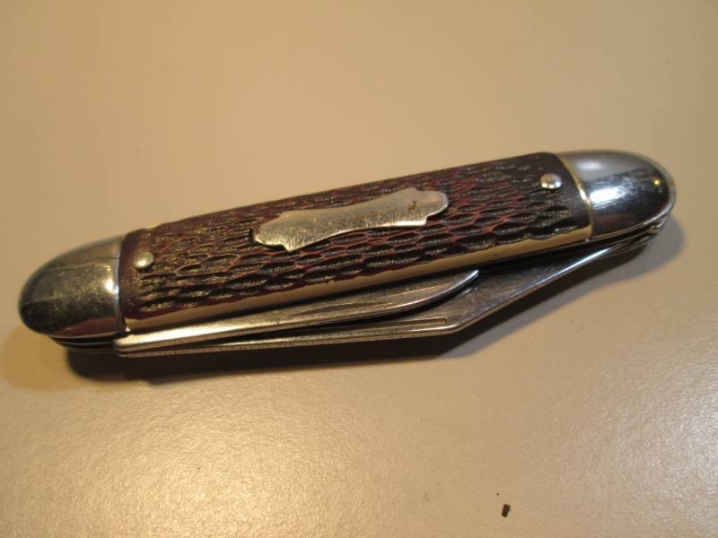 lot 142 image: Vintage Made In USA 2-Blade Pocket ...