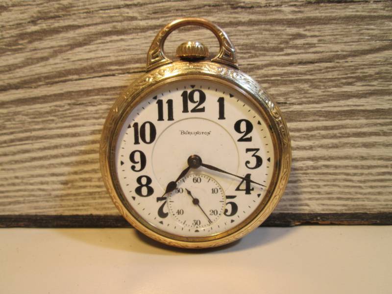 lot 152 image: Vintage 14 Karat Gold Filled Burlin...