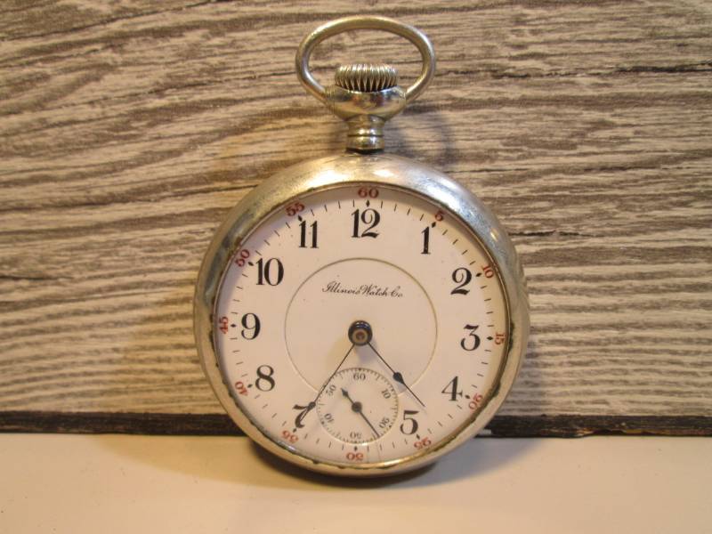 lot 154 image: Vintage Silver Illinois Watch Co Po...