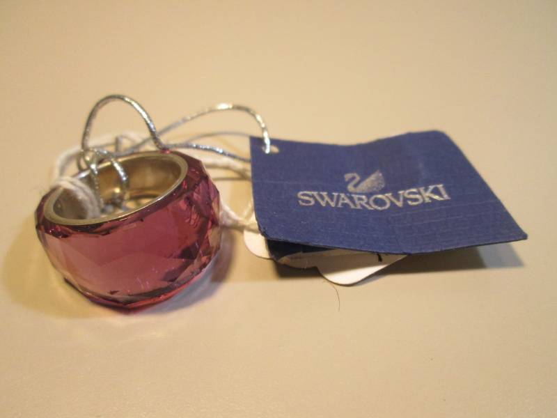 lot 163 image: Swarovski Attract Light Ring SQ CZH...