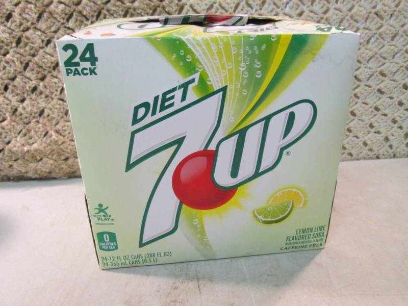 lot 185 image: 24-Pack of Diet 7-Up  EC2...