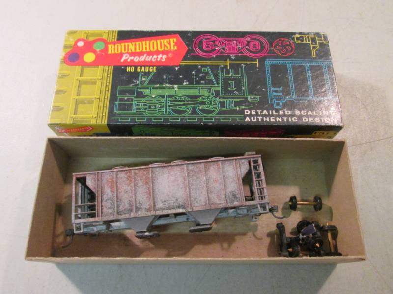lot 214 image: Vintage Roundhouse Products Ho Gaug...