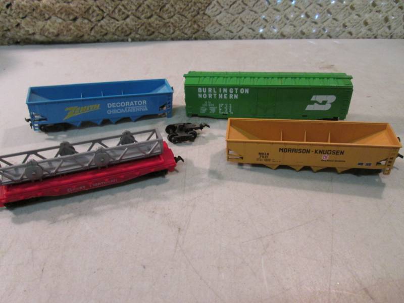 lot 224 image: Lot of 4 Train Cars See photos.  RM...