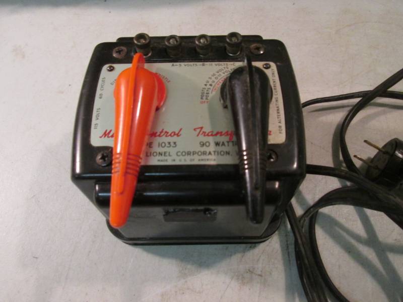 lot 230 image: Vintage Lionel Multi-Control Transf...