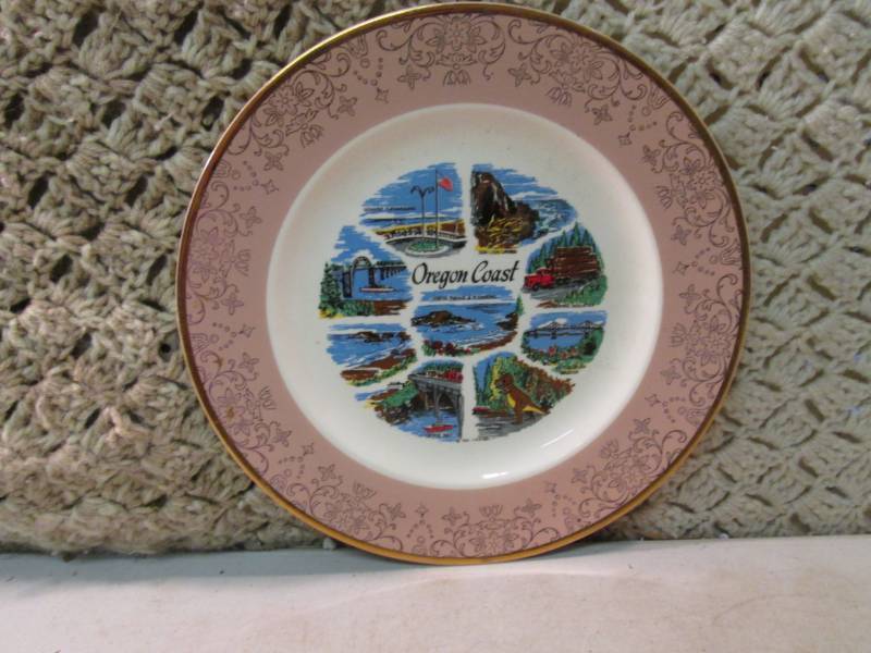 lot 254 image: Vintage 1961 Oregon Coast Collector...